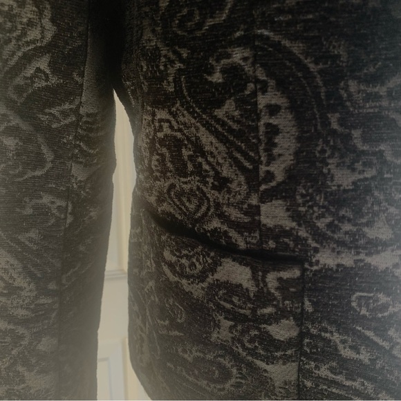 Liz Claiborne Classics Blazer Brocade Jacket Paisley Baroque Black on Black S - Picture 10 of 14